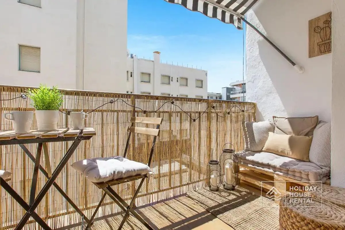 סאלו Cosy 3-Bedroom Apartment For 6-8 People Just 50M From The Beach 0*,
