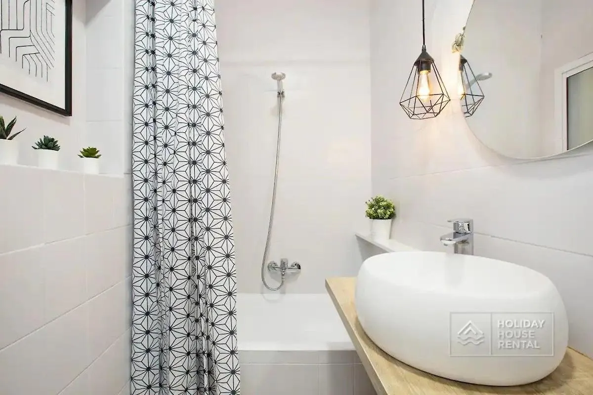 סאלו Cosy 3-Bedroom Apartment For 6-8 People Just 50M From The Beach